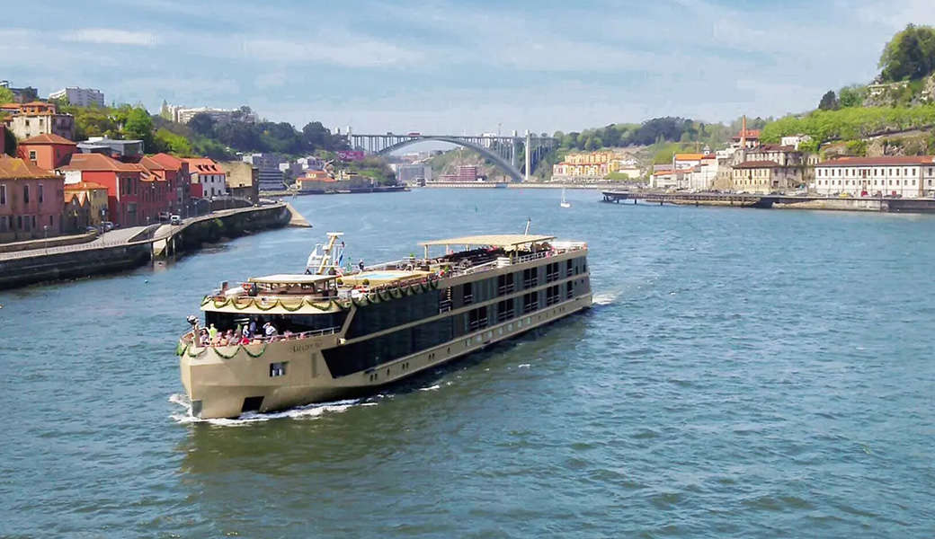 Hero_Amadouro_River_Cruise